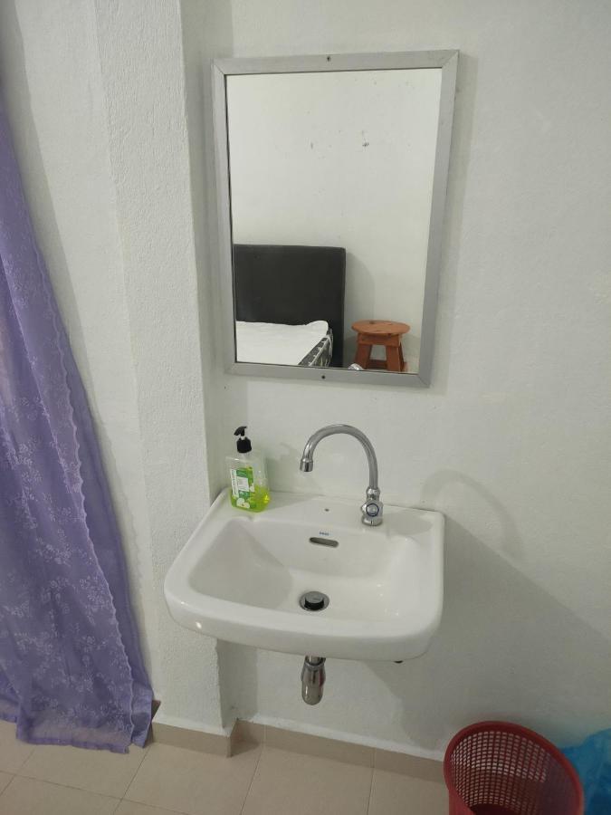 Daoh'S Rooms & Scooters Langkawi Екстериор снимка